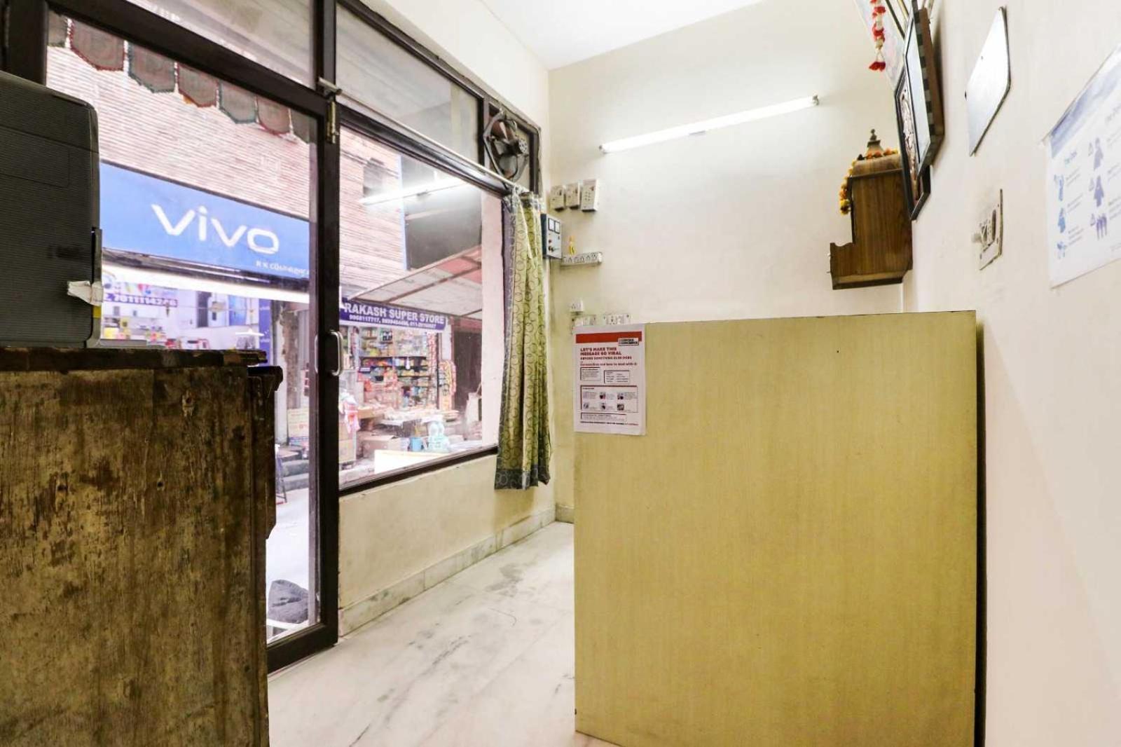 Hotel O Chandu Inn New Delhi Bagian luar foto