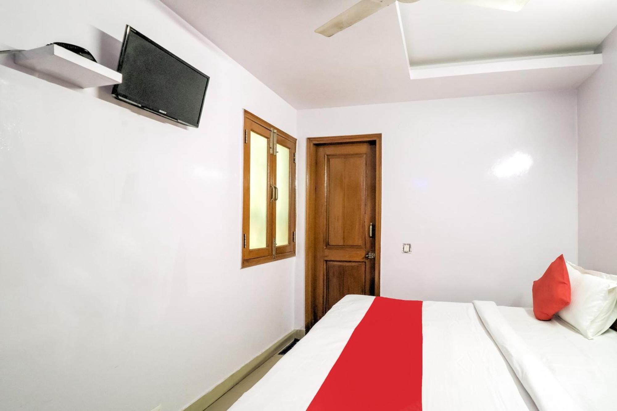 Hotel O Chandu Inn New Delhi Bagian luar foto