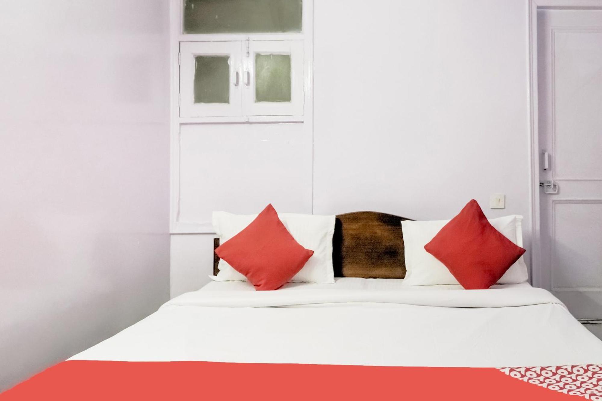 Hotel O Chandu Inn New Delhi Bagian luar foto